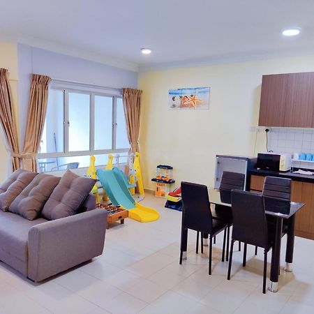 Jojo Homestay Tiara Residence Desaru Eksteriør billede