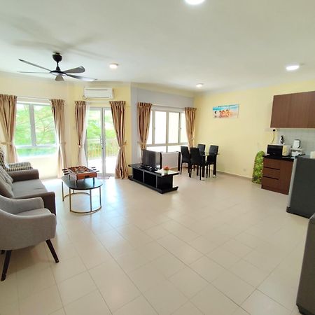 Jojo Homestay Tiara Residence Desaru Eksteriør billede
